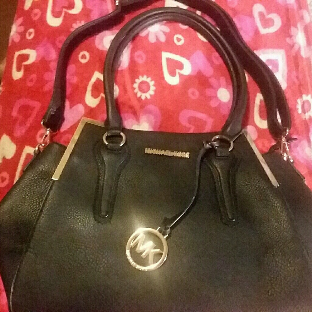 Black Michael Kors Tote Purse